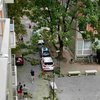 Orkanski veter zajel Slovenijo, v Ljubljani lomi drevje, poškodovana tudi vozila (FOTO in VIDEO)
