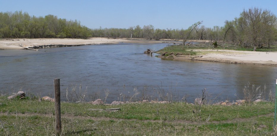 Fotografija: Reka Elkhorn v Nabraski, kjer naj bi se med plavanjem okužil otrok. FOTO: Wikipedia
