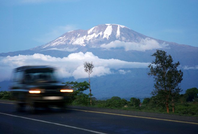 Kilimandžaro je izredno pomemben za tanzanijski in kenijski turizem. FOTO: Katrina Manson/Reuters
