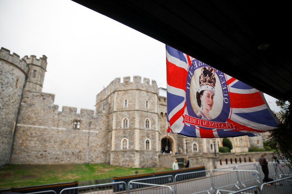 Fotografija: Umrla je kraljica Elizabeta III. FOTO: Peter Nicholls, Reuters
