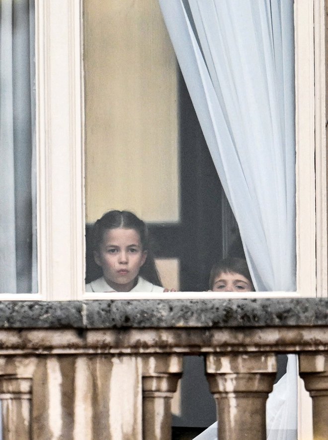 Mnogi pravijo, da je princesa Charlotte zelo podobna svoji prababici. FOTO: Leon Neal, Pool Reuters
