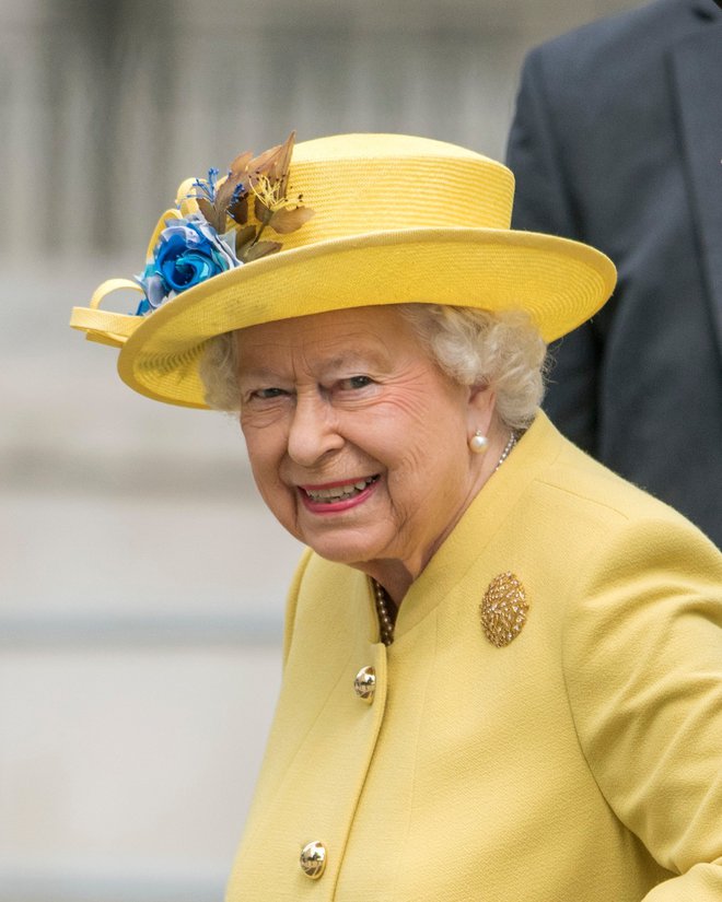 HM Queen Elizabeth II arrives to open the new headquarters of the Metropolitan Police, New Scotland Yard on 13th July 2017 in London England UK,Image: 341723112, License: Rights-managed, Restrictions: , Model Release: no, Pictured: Royal Scotland Yard
