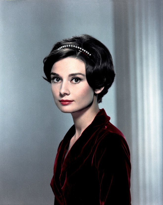 Audrey Hepburn, 1950s.,Image: 98296301, License: Rights-managed, Restrictions: For usage credit please use; Courtesy Everett Collection, Model Release: no