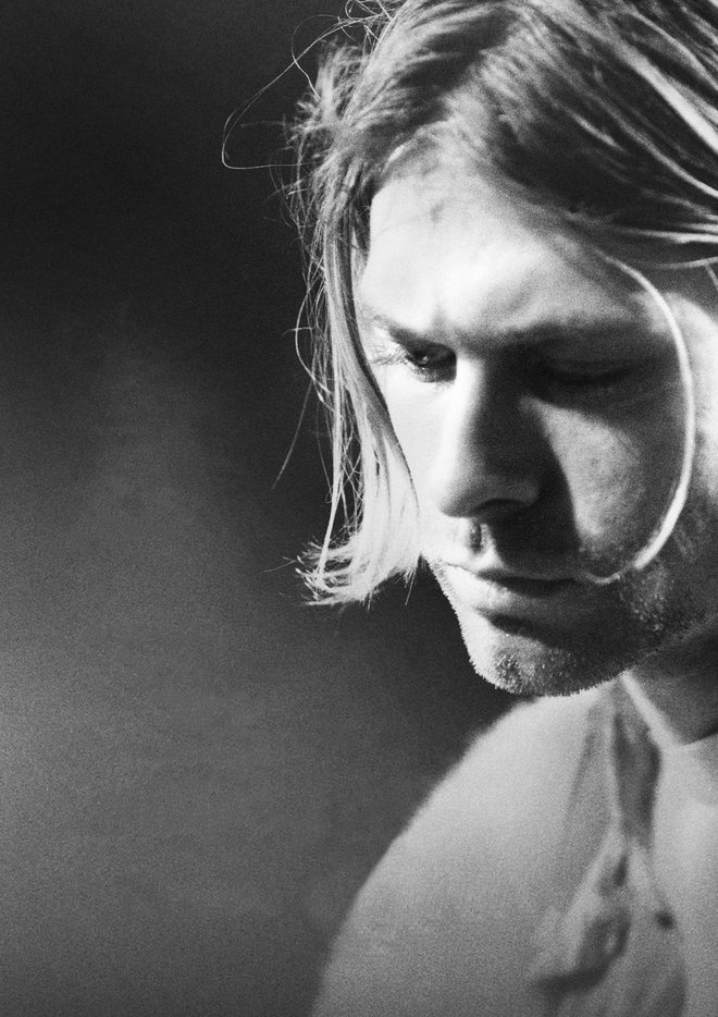 Življenje kralja grungea

Cobain:

Montage of Heck je naslov dokumentarnega filma, ki spremlja življenje pevca Nirvane od otroštva do smrti. V njem lahko vidimo tako umetnine Kurta Cobaina kot glasbene kolaže njegovih stvaritev, ponuja pa tudi vpogled v zgodnja leta njegovega življenja ter vzpenjanje po lestvi slave, ki mu ni bila tako všeč kot ustvarjanje samo.
