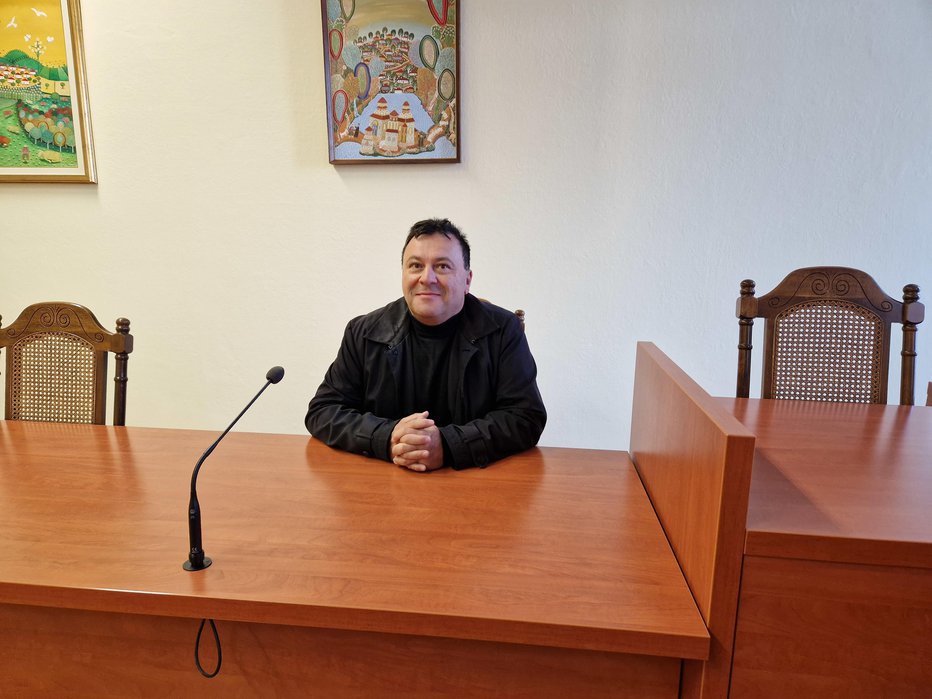 Fotografija: Zvjezdan Radonjić je bil tokrat na sodišču v drugi funkciji – kot obtoženi. FOTOGRAFIJI: Tanja Jakše Gazvoda
