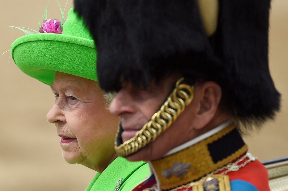Fotografija: Kraljica Elizabeta II. in princ Filip. FOTO: Dylan Martinez, Reuters
