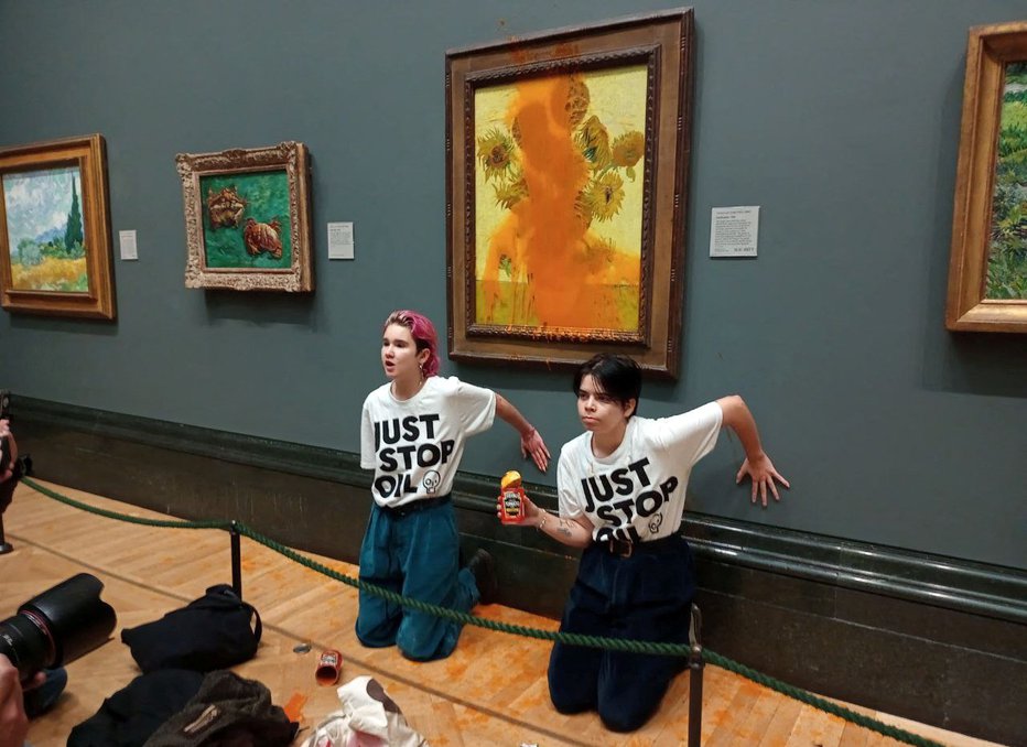 Fotografija: Incident v Narodni galeriji v Londonu FOTO: REUTERS
