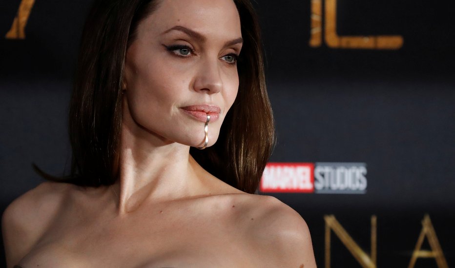 Fotografija: Angelina Jolie je edina dovolj strastna in pogumna, da se prelevi v operno ikono. FOTO: Mario Anzuoni/Reuters
