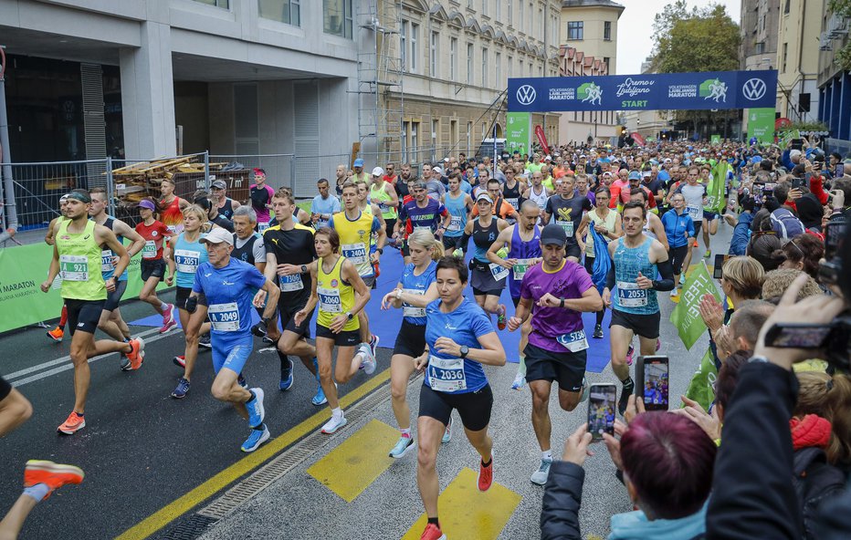 Fotografija: Ljubljanski maraton. FOTO: Jože Suhadolnik, Delo
