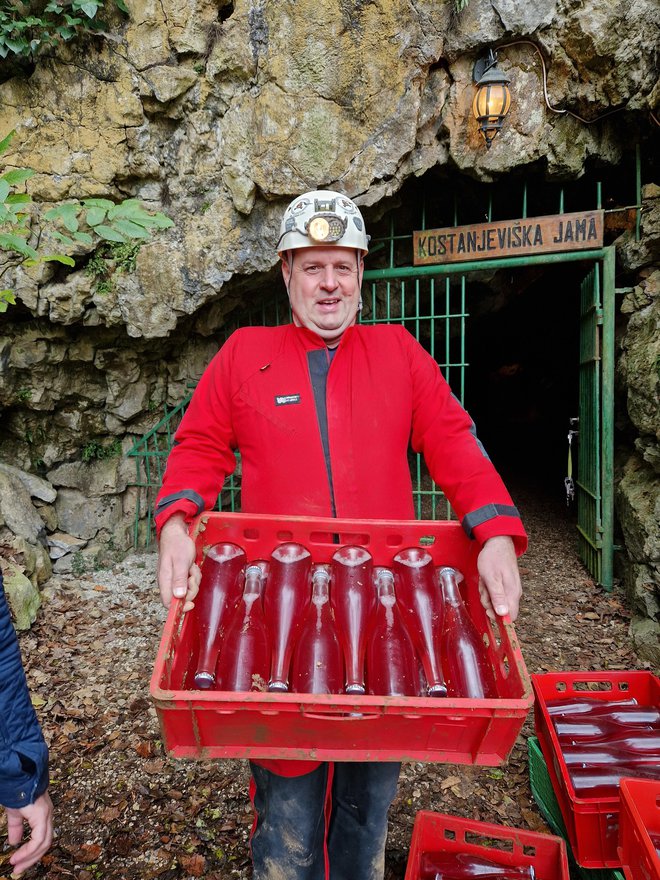 Matej Kuhar bo penino zdaj obdelal v svoji kleti v Črneči vasi. FOTOGRAFIJE: Tanja Jakše Gazvoda
