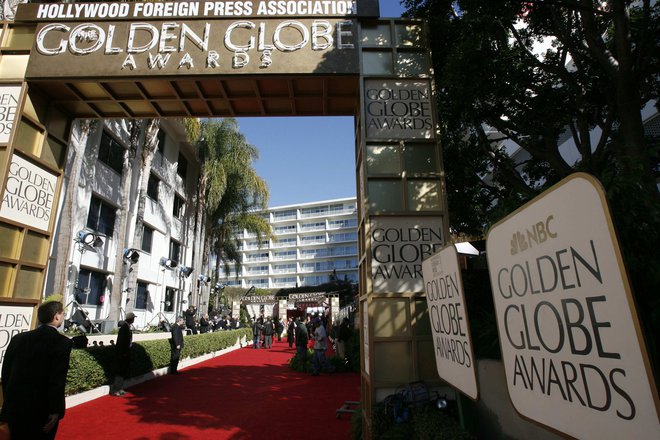 Hollywoodski zvezdniki so podelitev zlatih globusov lani bojkotirali. FOTO: Mario Anzuoni/Reuters
