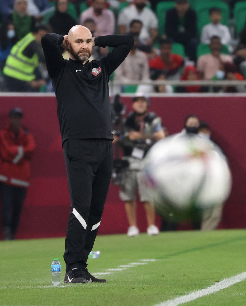 Fotografija: Katarski selektor Felix Sanchez upa na dober nogomet in presenečenje. FOTO: Suhaib Salem/Reuters
