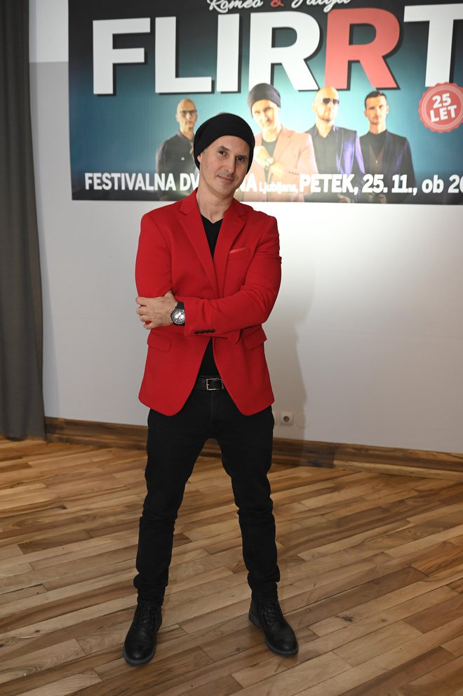 Pevec in avtor Rok Lunaček je najbolj znan kot frontman skupine Flirrt. FOTO: OSEBNI ARHIV
