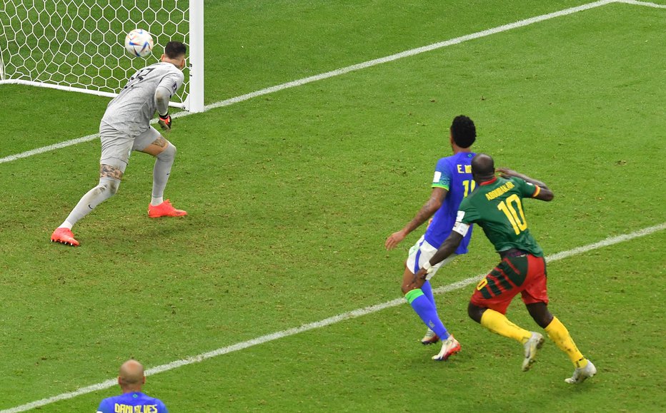 Fotografija: Kamerun je premagal Brazilijo, a mu to ni pomagalo niti ni Braziliji škodovalo. FOTO: Jennifer Lorenzini, Reuters
