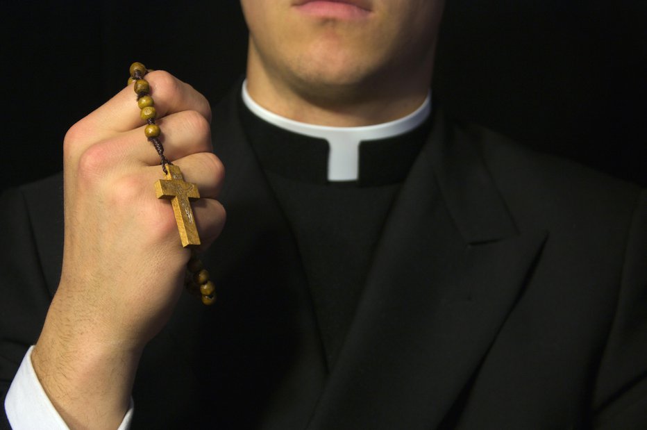 Fotografija: Nemški duhovnik, ki je tudi psiholog, ne obsoja pornografije. FOTO: Gregorydean Getty Images, Istockphoto

