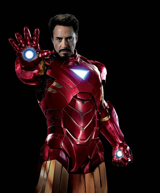 Iron Man je že desetletja dobro znani junak iz Marvelovih stripov. Tonyja Starka, enega največjih junakov pod krinko, je upodobil igralec Robert Downey Jr.
