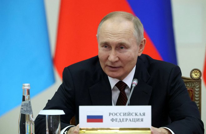 Vladimir Putin je napadel Ukrajino. FOTO: Sputnik, Via Reuters
