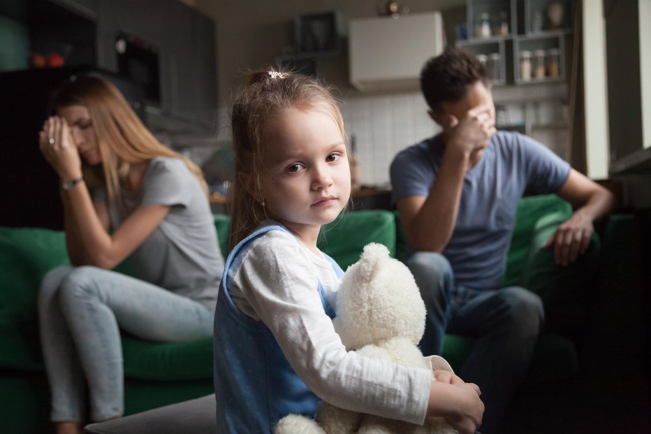 Fotografija: Kdaj vemo, da smo otroci čustveno nezrelih staršev? FOTO: fizkes, Getty Images
