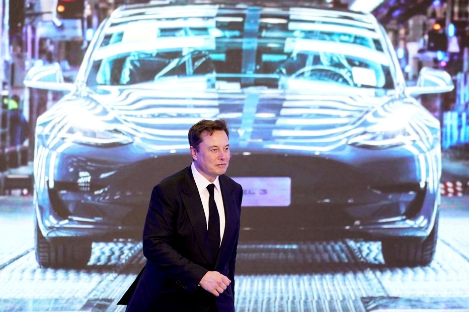 Fotografija: Elon Musk in njegovo podjetje Tesla sta v krizi. FOTO: Aly Song, Reuters
