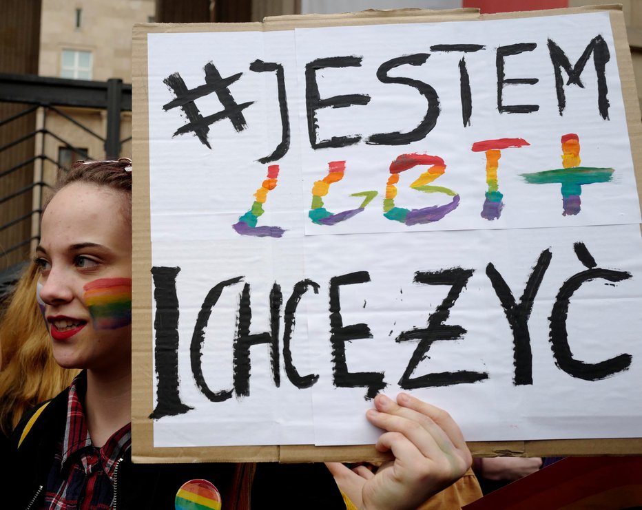 Fotografija: Tako poljska vlada kot predsednik države sta v preteklosti uporabila retoriko proti skupnosti LGBTQ. FOTO: Kacper Pempel/Reuters
