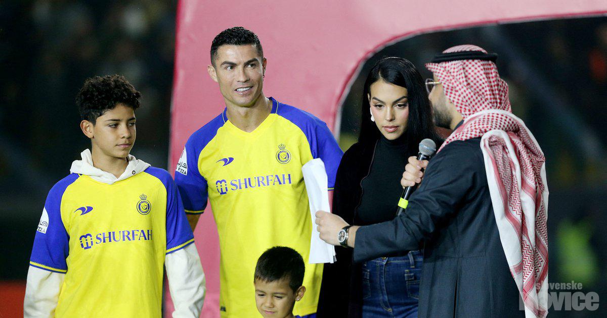 Ronaldo instalou-se na sua primeira casa saudita: espreite o seu luxuoso apartamento com 17 quartos