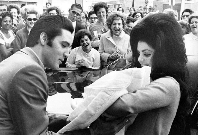 Elvisu in Priscilli se je rodila 1. februarja 1968. FOTO: Wikipedia
