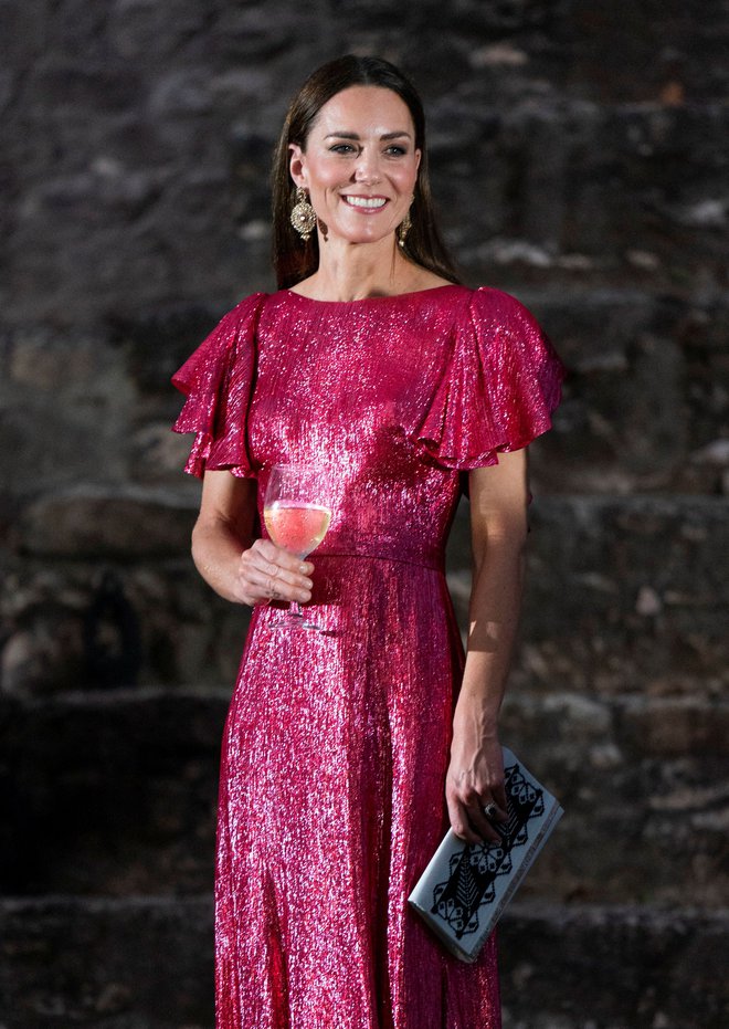 Za Kate je leto, polno potovanj in pomembnih dogodkov. FOTO: Jane Barlow/Reuters
