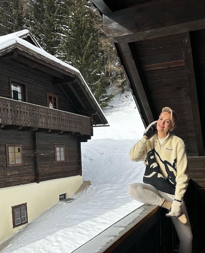 Vplivnica Tjaša Kokalj Jerala je bila srečna kot deklica, ko se je na svoj rojstni dan, ki ga je 20. januarja praznovala v avstrijskem mestecu Bad Kleinkirchheim, zazrla skozi okno in uzrla čudovito zimsko idilo.
