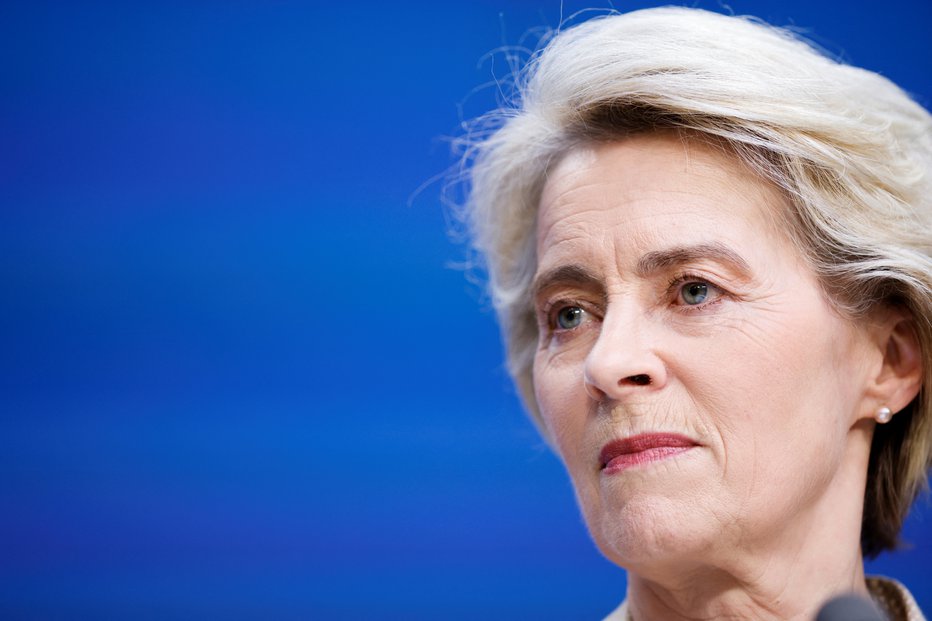 Fotografija: Predsednica Evropske komisije Ursula von den Leyen se ne ukvarja z neposrednim pregonom spolnih prestopnikov. FOTO: Johanna Geron/Reuters
