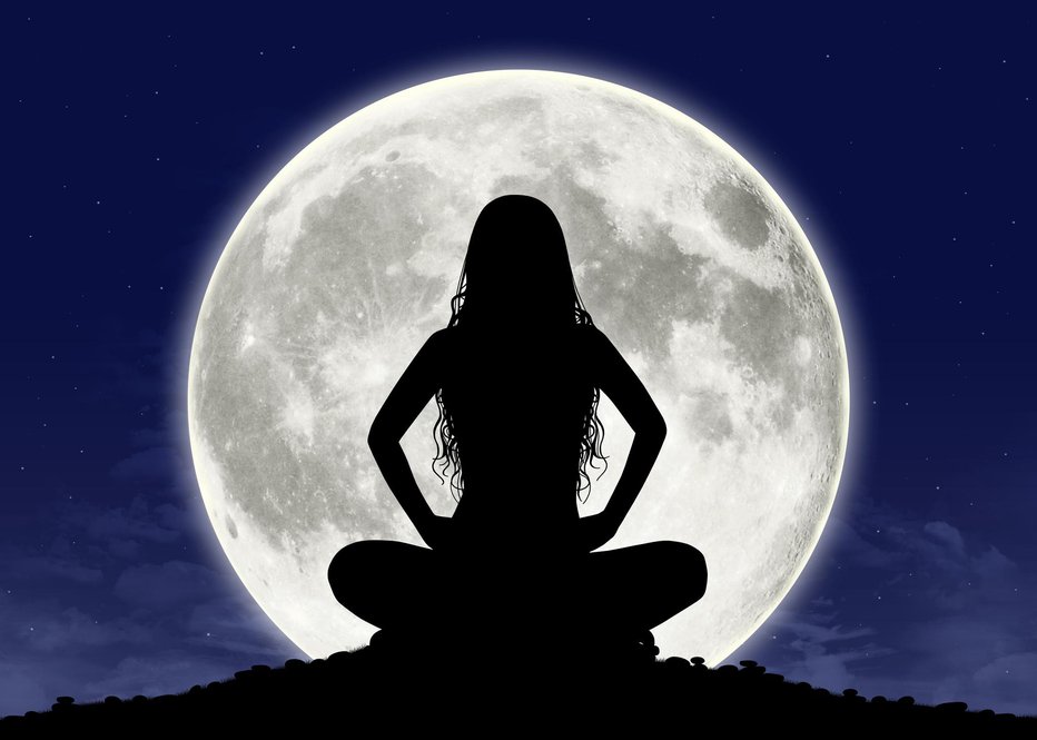 Fotografija: Februarska polna luna bo ponagajala predvsem štirim astrološkim znamenjem. FOTO: whiteisthecolor, Getty Images
