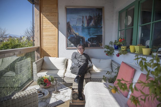 Novomeški slikar v svojem domu FOTO: Leon Vidic
