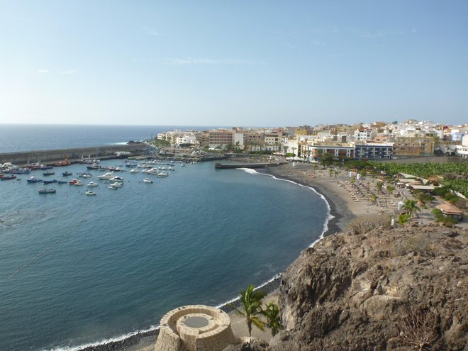 Škvorca in Vrtačnikovo so prijeli v kraju Playa San Juan na otoku Tenerife. Foto: wikipedia
