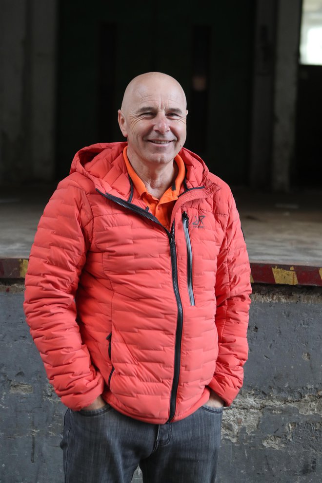 Borut Modic je inštruktor in predsednik Zveze vodnikov reševalnih psov Slovenije. Foto: Dejan Javornik
