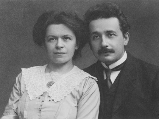 Fotografija: Mileva Marić in Albert Einstein leta 1912. FOTO: Wikipedija

