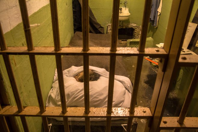 Zaporniška celica v Alcatrazu. FOTO: picturist, Getty Images