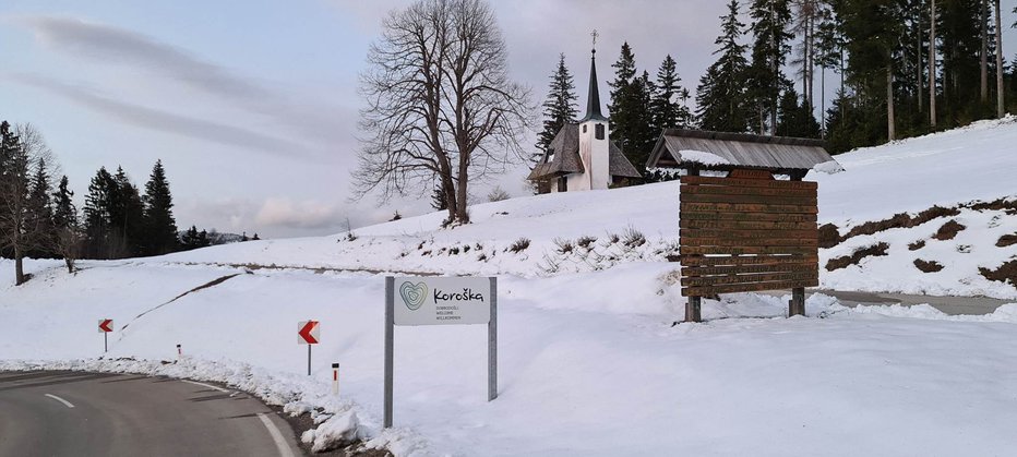 Fotografija: Tako je sneg pobelil Črno na Koroškem. FOTO: Bralka poročevalka Majda