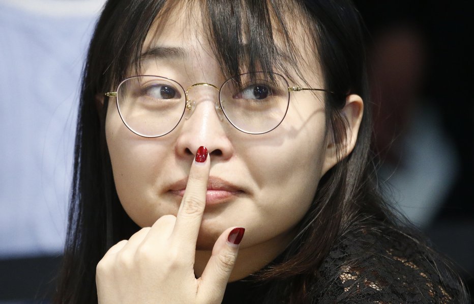 Fotografija: Ju Wenjun je dobila izzivalko. FOTO: Anton Vaganov, Reuters
