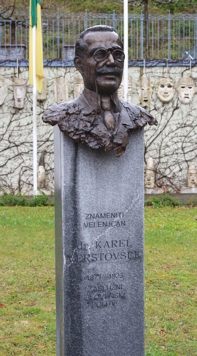 Ob 100. obletnici smrti Velenjčana dr. Karla Verstovška so pripravili razstavo o njegovem življenju in delu. FOTOGRAFIJE: Jože Miklavc