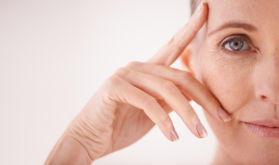 Fotografija: Pred obiskom zdravnika preverite očesno zdravje prednikov. FOTO: Getty Images