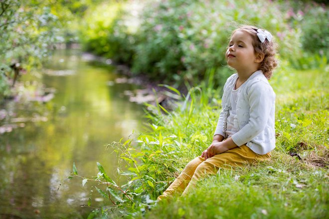 Nekateri poročajo o ugodnih učinkih meditacije, ki je usmerjena v zdravje pljuč. FOTO: Suzi Media Production, Getty Images