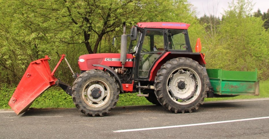 Fotografija: To je traktor, ki je bil usoden za 11-letnika. FOTO: PU Novo mesto