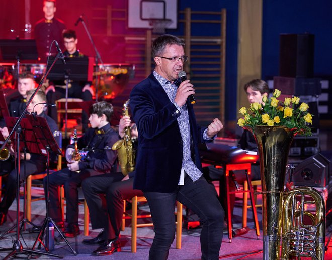 Andrej Hofer se tudi letošnje Pesmi Evrovizije zelo veseli, saj to tekmovanje spremlja že od mladih nog. FOTOGRAFIJE: ADRIAN PREGELJ