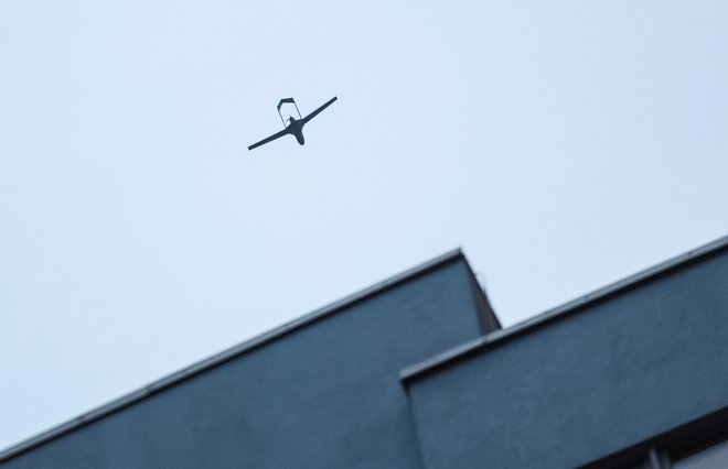 Droni so pomembno orožje v vojni med Ukrajino in Rusijo. FOTO: Gleb Garanich Reuters