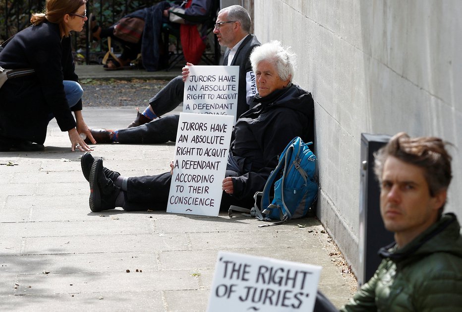 Fotografija: Ne mine dan, da v Veliki Britaniji ne bi kdo protestiral ali stavkal.

FOTO: Peter Nicholls/Reuters
