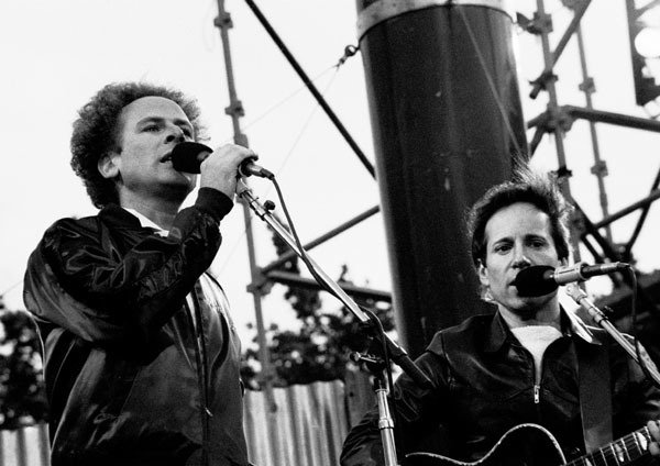 Simon & Garfunkel med nastopom v Dublinu pred davnimi leti FOTO: Eddie Mallin/Wikimedia Commons CC BY-SA 2.0