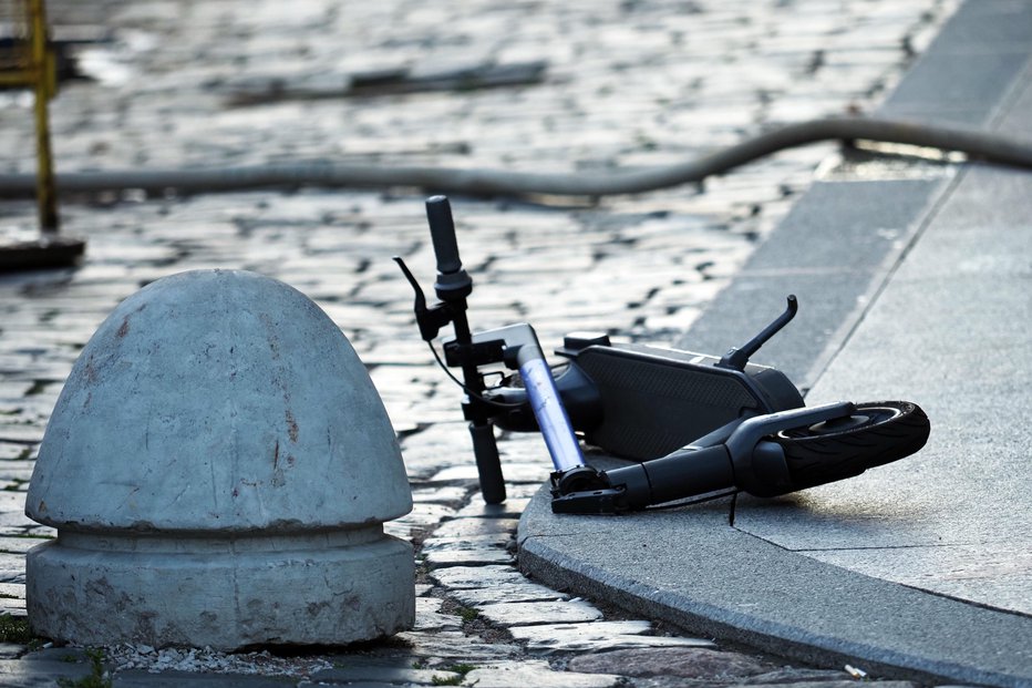 Fotografija: Zaradi majhnih koles so nestabilni in s tem nevarni. FOTO: Getty Images