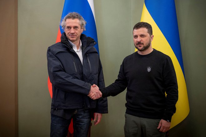 Robert Golob na obisku v Ukrajini pri Zelenskem. 31. 3. 2023.   FOTO: Ukrainian Presidential Press Ser Via Reuters