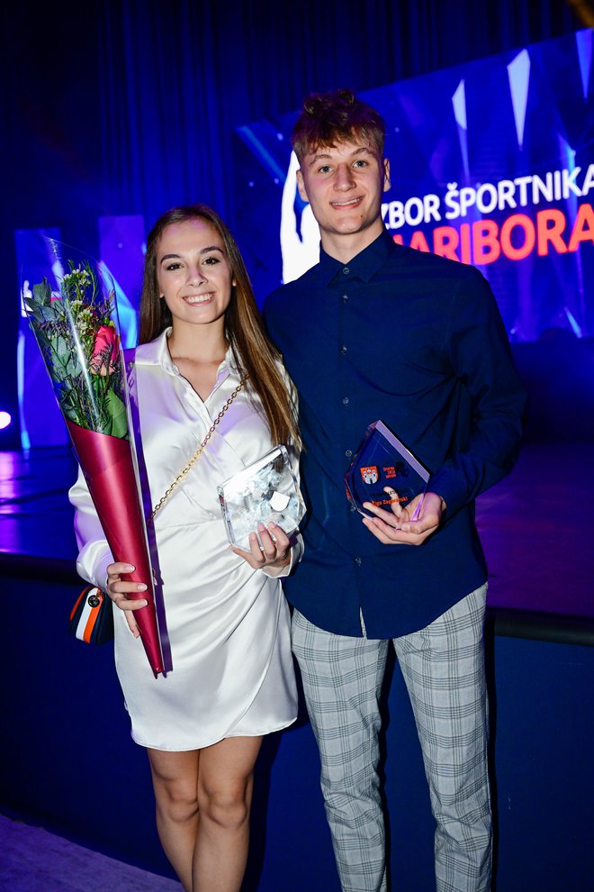 Tyra Barada in Žiga Zagoranski sta kikbokserja in tekvondoista ter par, ki trenira skupaj.