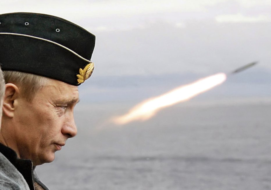 Fotografija: Rusija je izstrelila šest raket in pet brezpilotnih letalnikov. FOTO: Itar Tass, Reuters 