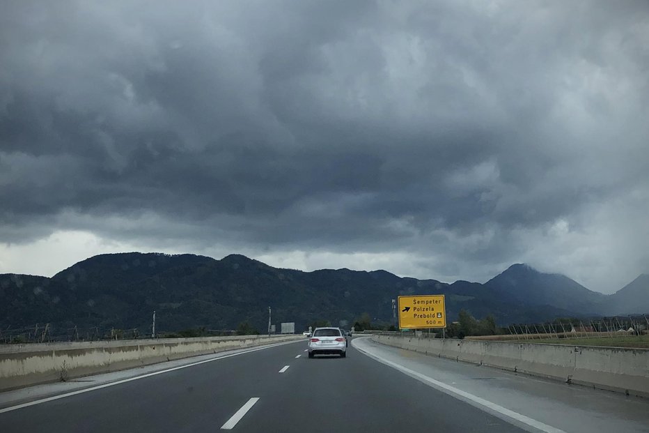 Fotografija: Znano, kakšno vreme nas čaka v prihodnjih dneh. FOTO: Foto: Jure Eržen/delo